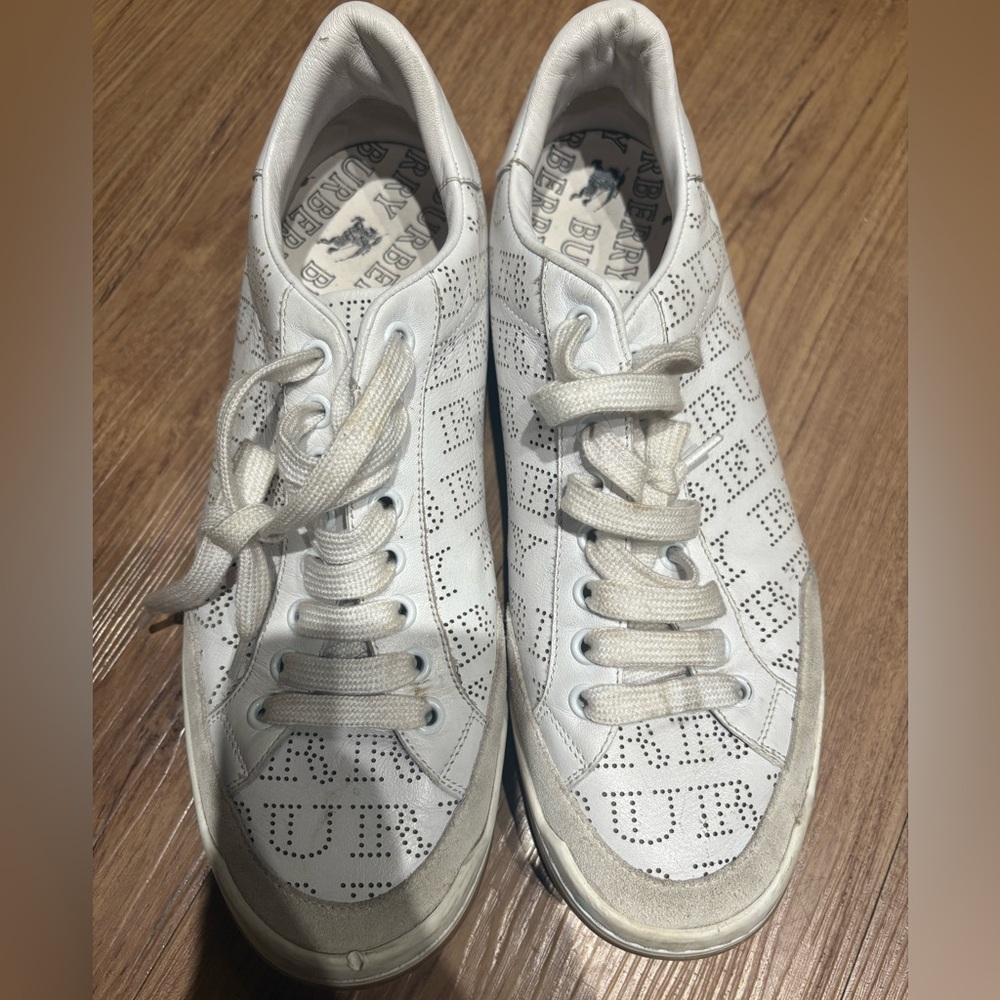 Burberry Sneakers